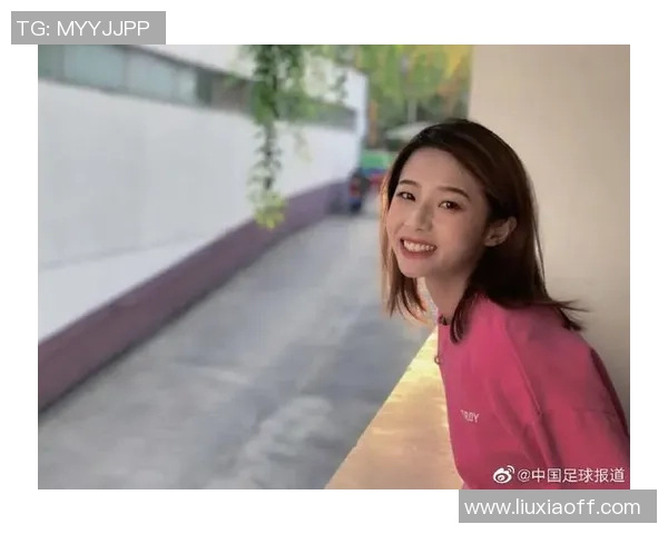 女足球明星的魅力与风采体育头像展现女性力量与自信